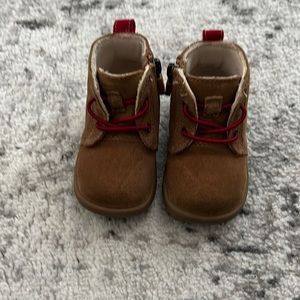 Infant Ugg boots, hard bottom, size 04/05